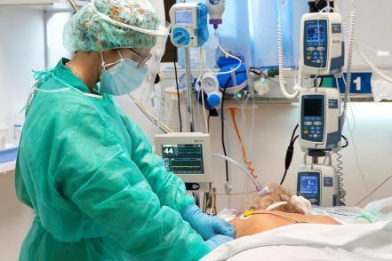 Conoce Castilla-La Mancha-​​​​​​​Castilla-La Mancha cierra la semana con 65 hospitalizados menos en cama por COVID-19