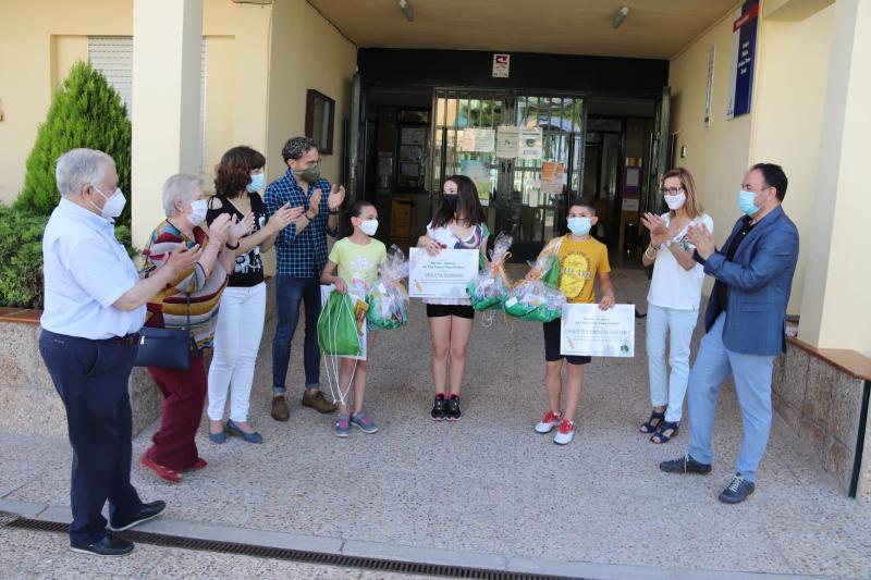 Conoce Castilla-La Mancha-La AECC y el Ayuntamiento de Manzanares premian las recetas saludables del alumnado