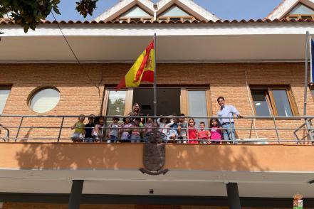 Conoce Castilla-La Mancha-El Ayuntamiento de Bolaños recibe a los alumnos del Colegio 'Fernando III el Santo'