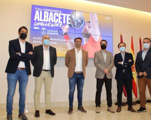 Conoce Castilla-La Mancha-El 'Word Padel Tour' convertirá de nuevo a Albacete en epicentro nacional del turismo deportivo